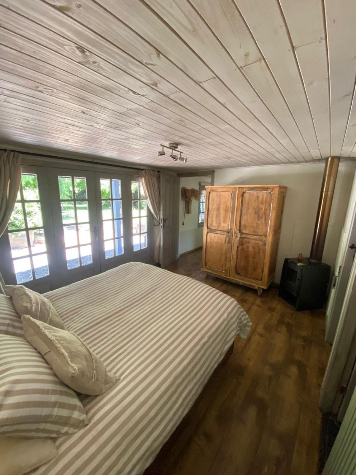 Nenquen Lodge Santa Cruz Bagian luar foto